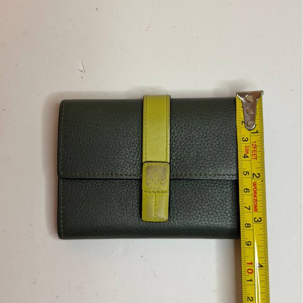 Loewe Small Vertical Wallet Green/Lime Yellow Grained Calf Leather - Picture 7 of 14